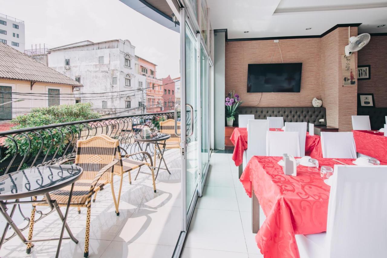 V Hotel Vientiane Exterior foto